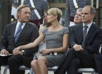 Карточный домик кадр2